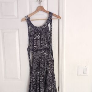 Elegant Black and White Patterned Dress